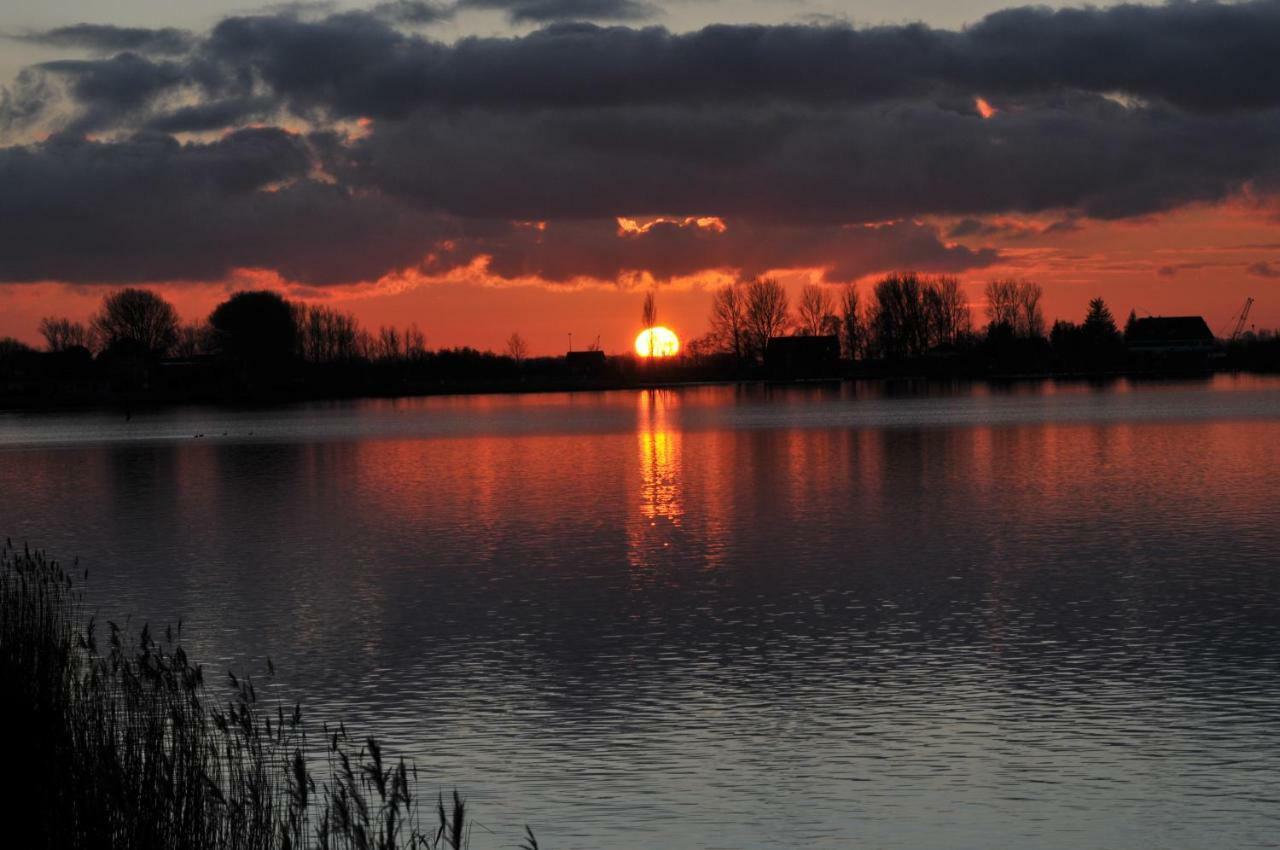 Vila Det Gule Hus Kappeln Exteriér fotografie